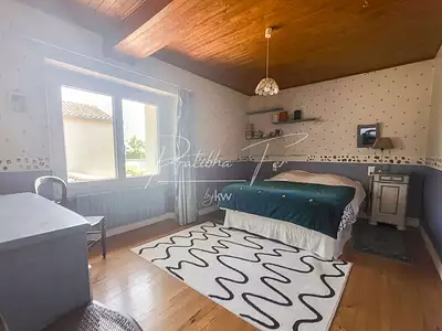 Maison, 251 m²