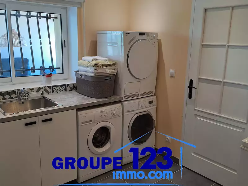 Maison, 211 m²