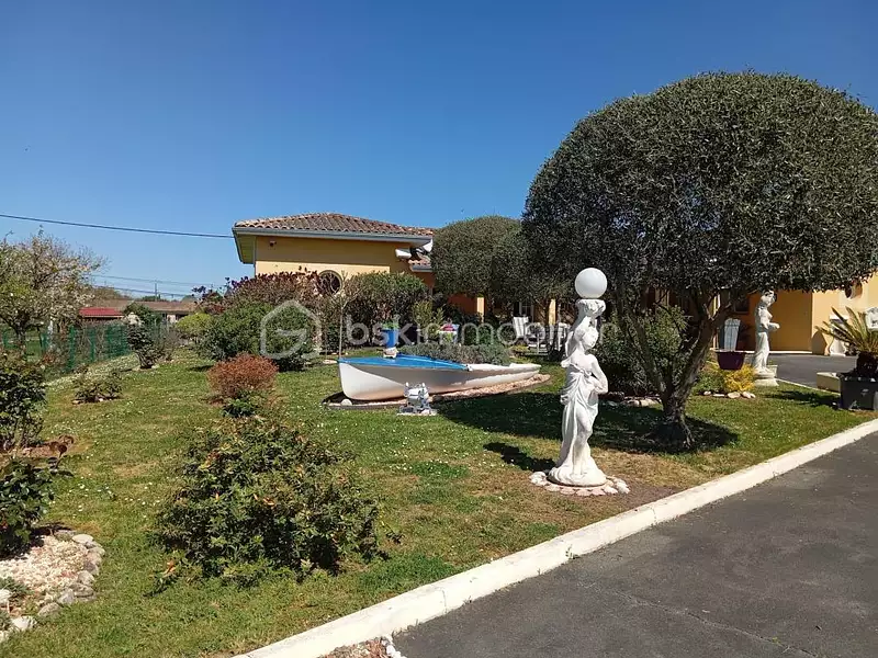 Maison, 174 m²