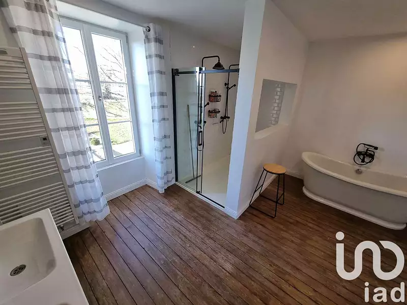 Maison, 290 m²