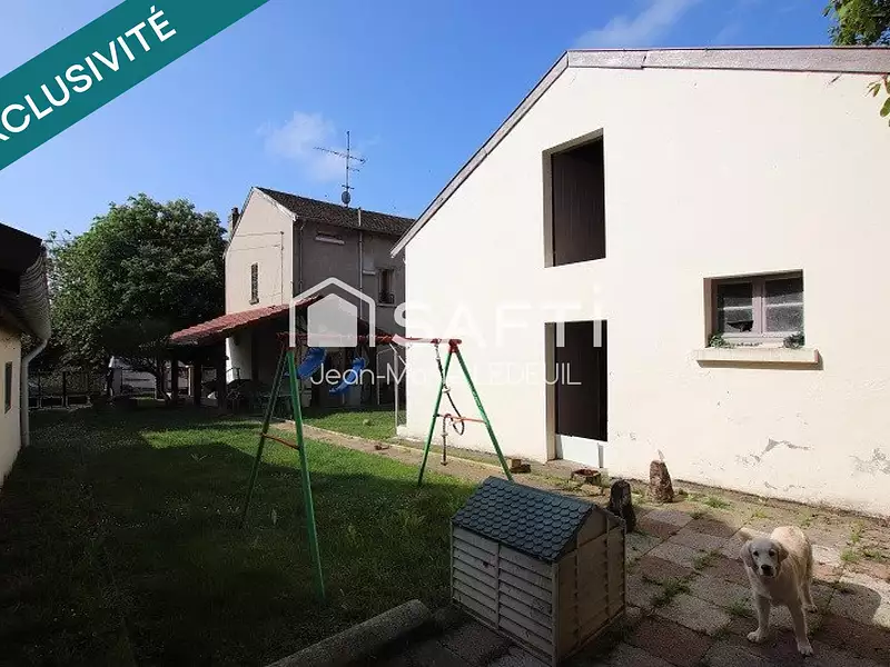 Maison, 132 m²