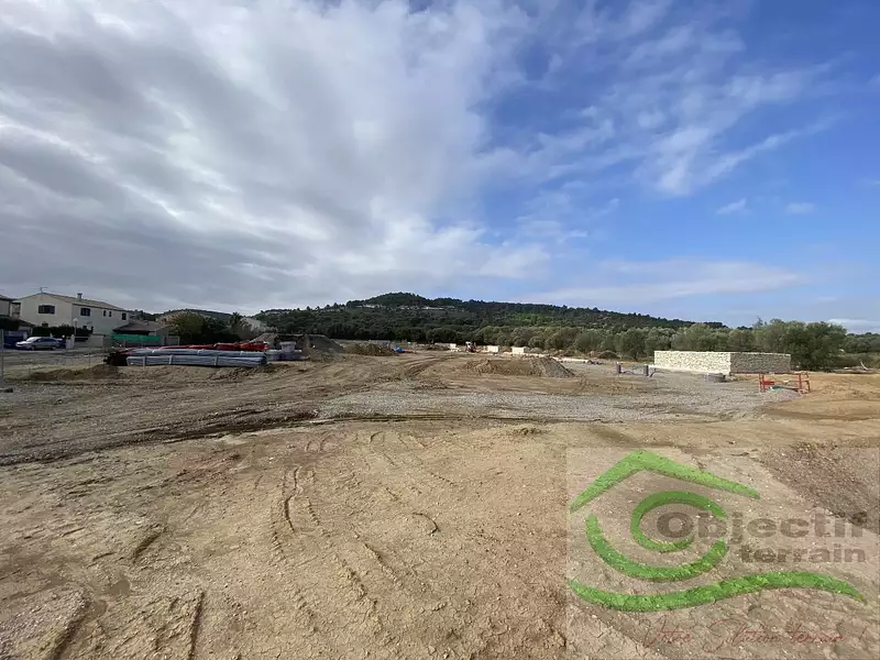 Terrain, 400 m²