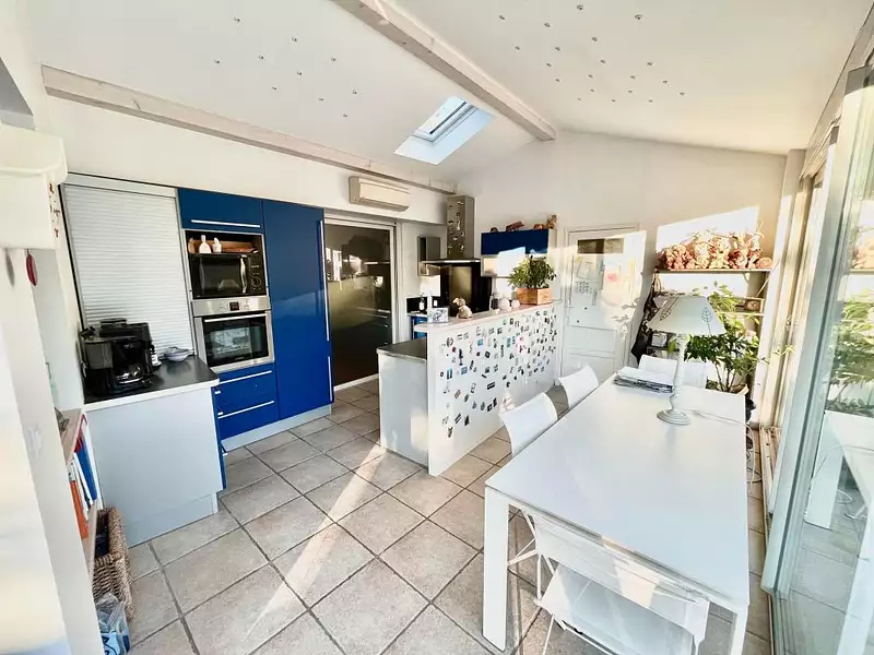 Maison, 220 m²
