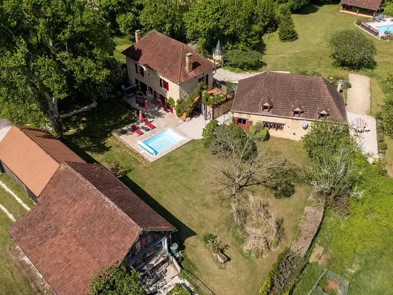 Maison, 260 m²