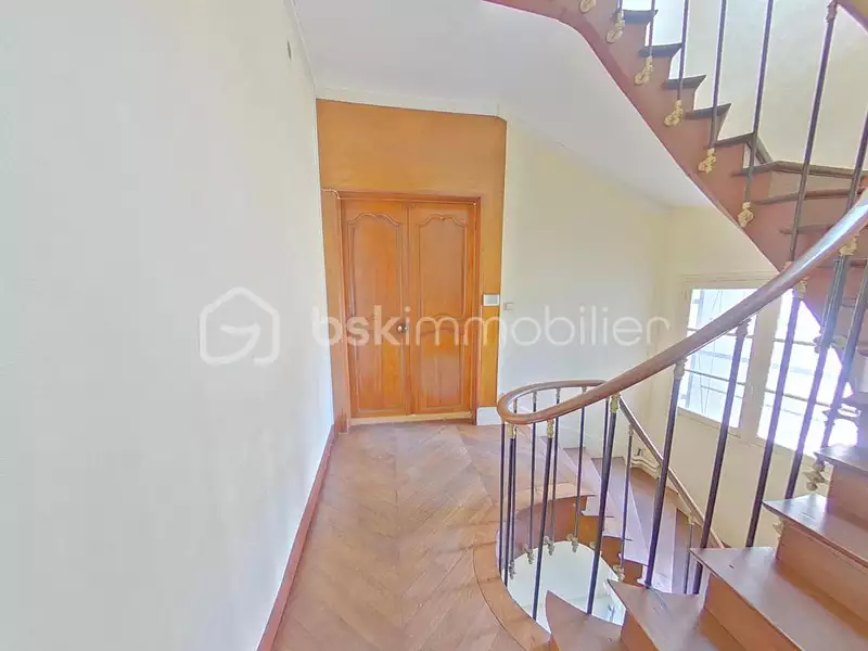 Maison, 269 m²