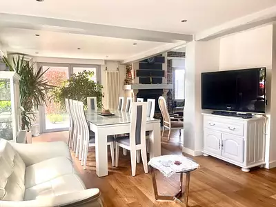 Maison, 250 m²