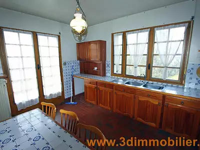 Maison, 306 m²