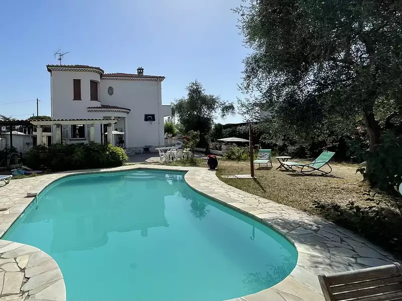 Maison, 194 m²