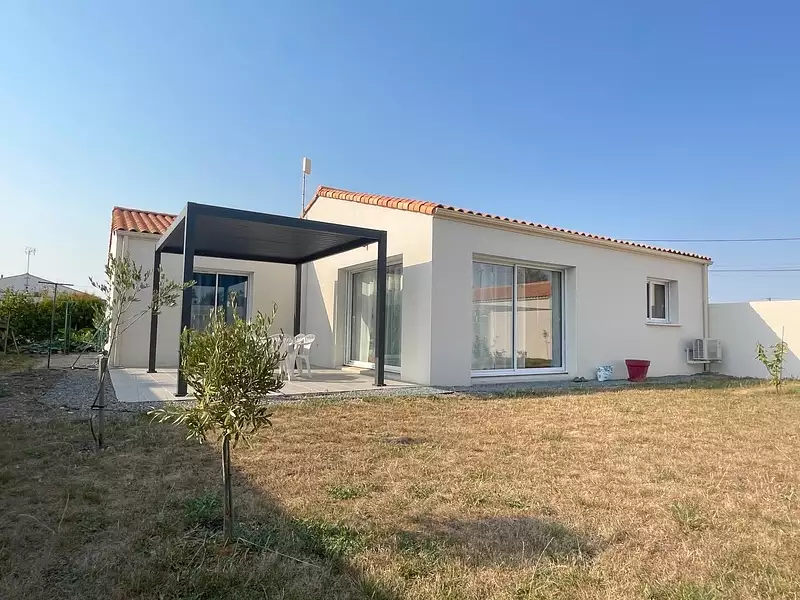 Maison, 99 m²