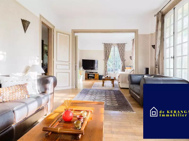 Maison, 251,7 m²