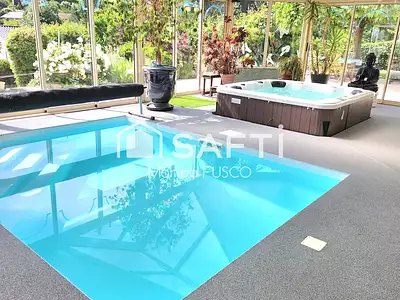Maison, 328 m²