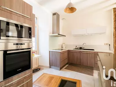 Maison, 197 m²