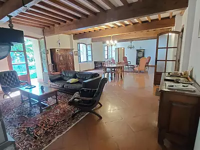 Maison, 389 m²