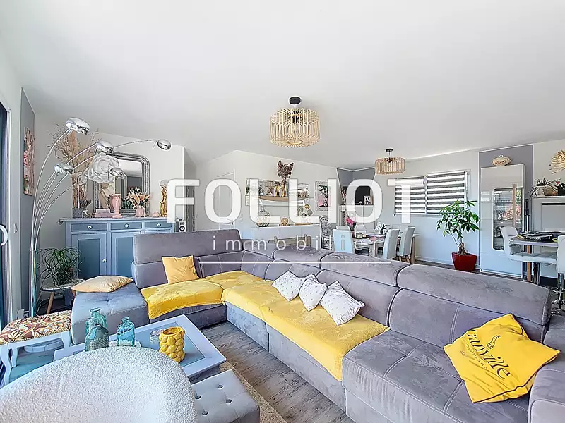 Maison, 115 m²