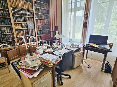 Maison, 250 m²