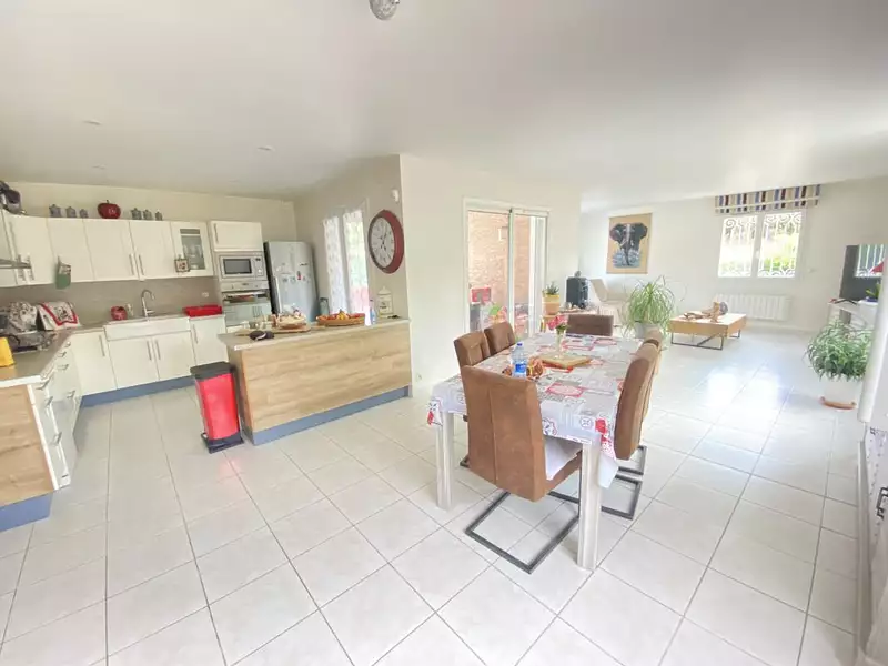 Maison, 141 m²