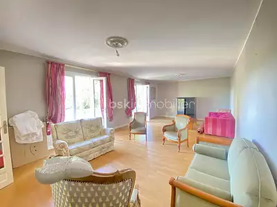 Maison, 234 m²