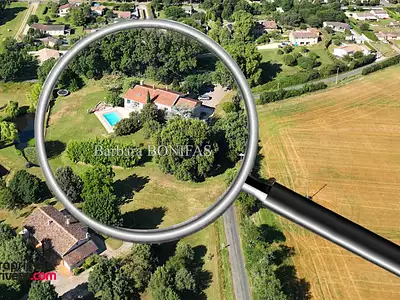 Maison, 384 m²