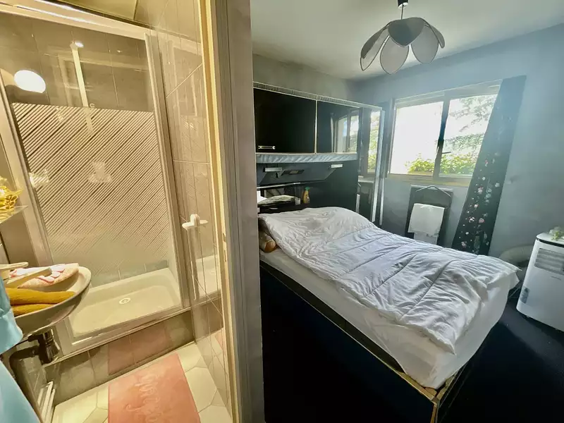 Maison, 230 m²