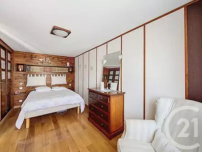 Maison, 121,9 m²