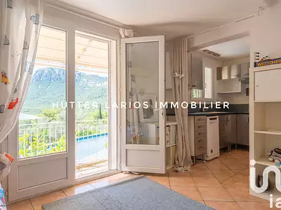 Maison, 231 m²