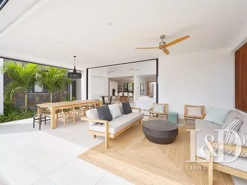 Maison, 333 m²