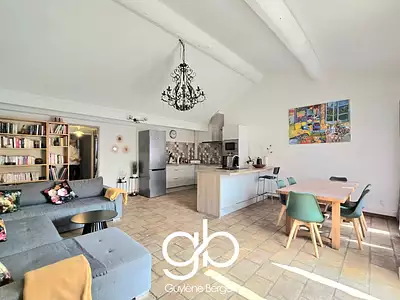 Immeuble, 300 m²