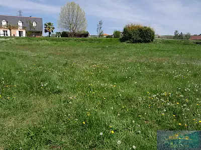 Terrain, 1 097 m²