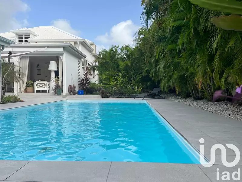 Maison, 230 m²