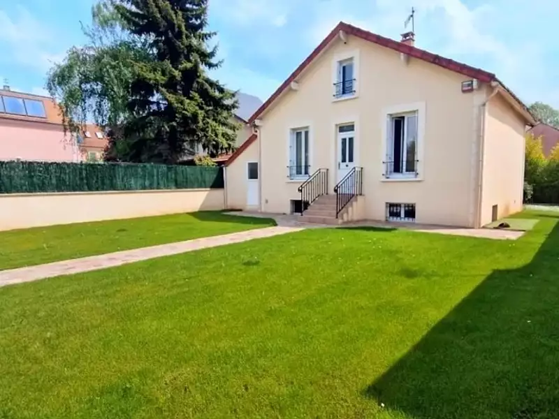 Maison, 105 m²