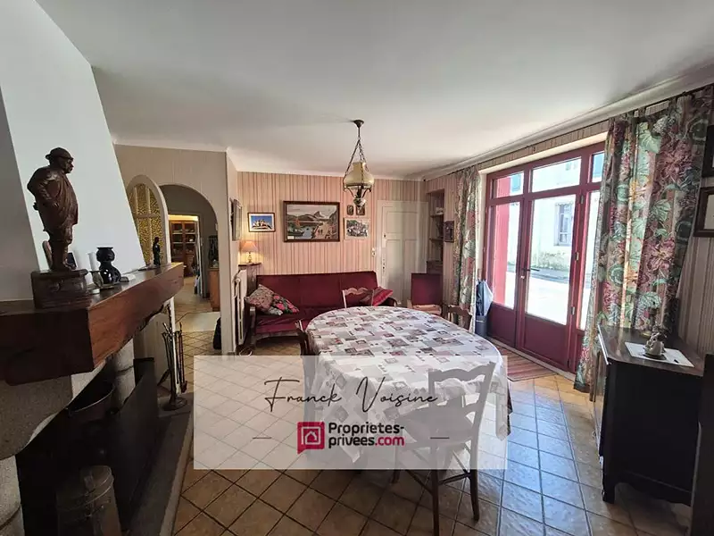 Maison, 321 m²