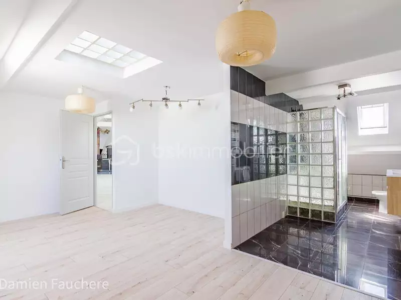Maison, 310 m²
