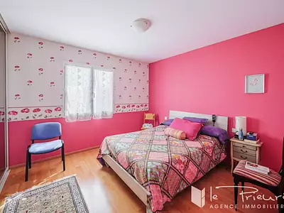 Maison, 243 m²