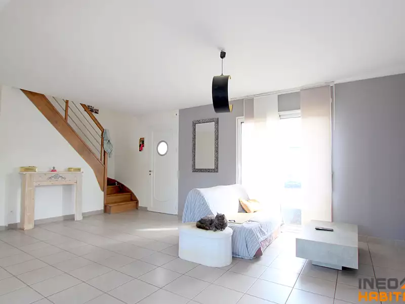 Maison, 94 m²
