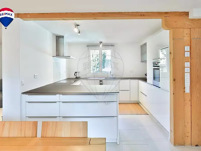 Maison, 252 m²