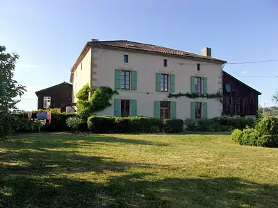 Maison, 225 m²