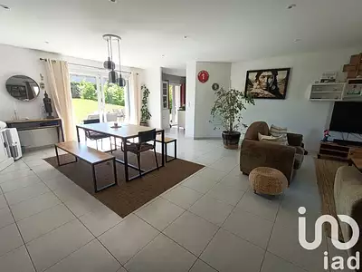 Maison, 142 m²