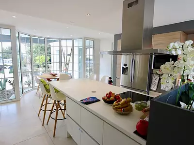 Maison, 380 m²