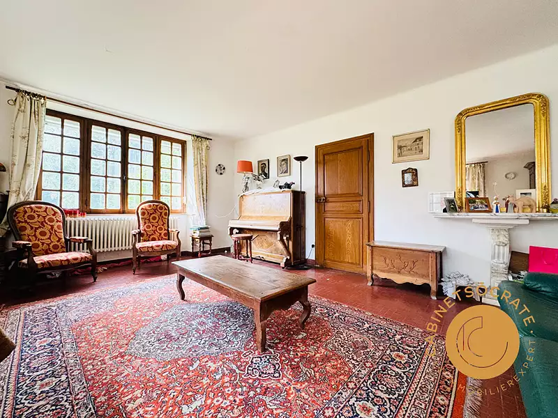 Maison, 260 m²