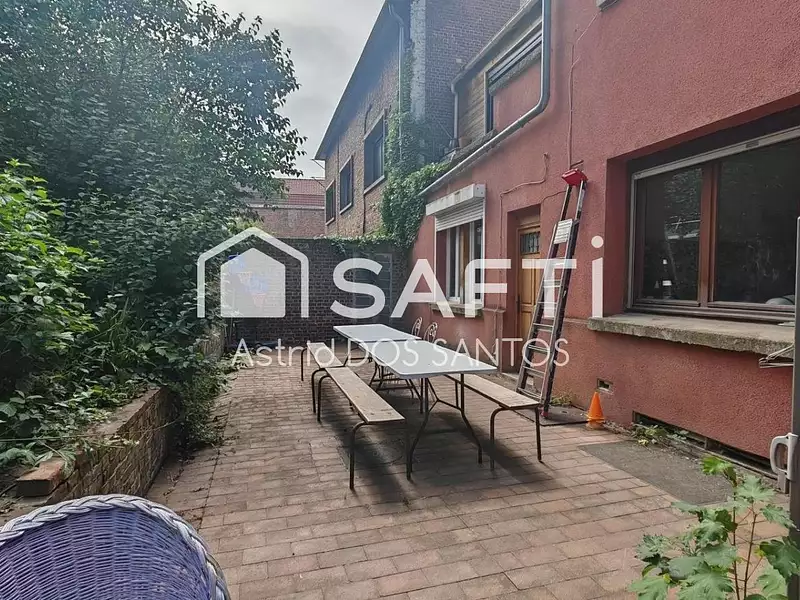 Maison, 350 m²
