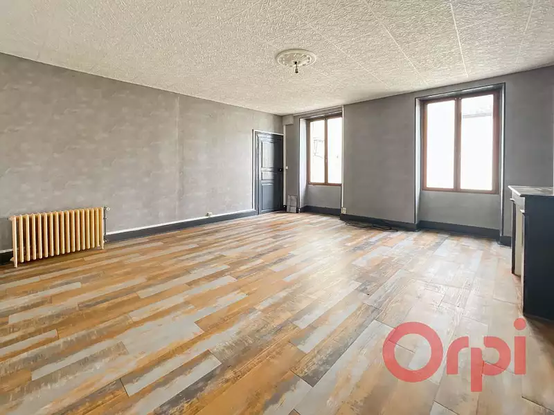 Immeuble, 99 m²