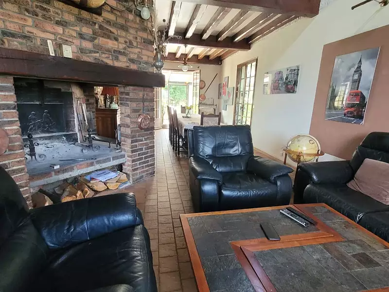 Maison, 285 m²