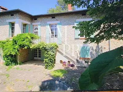 Maison, 230 m²