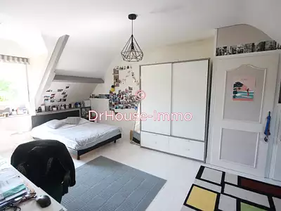 Maison, 263 m²
