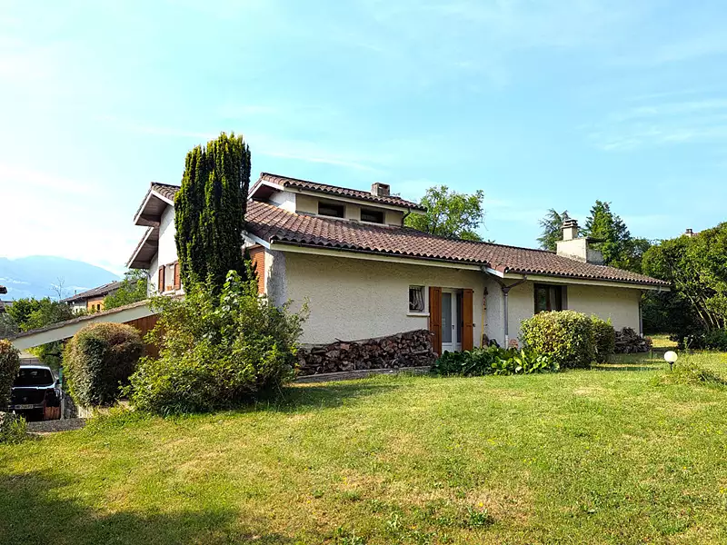 Maison, 180 m²