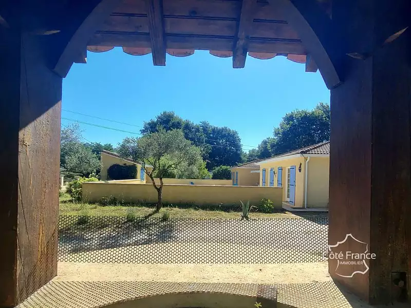 Maison, 180 m²