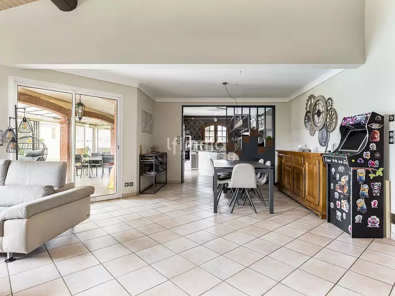 Maison, 200 m²