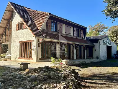 Maison, 220 m²
