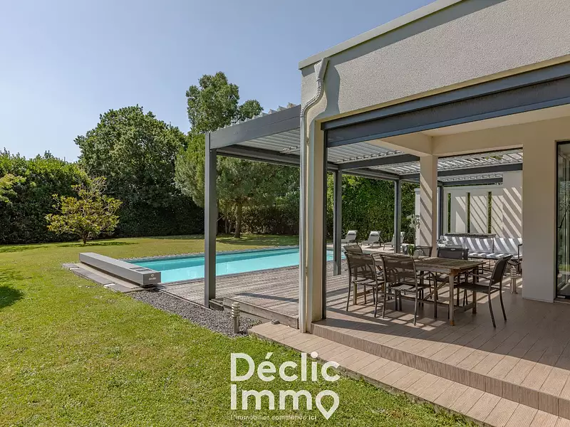 Maison, 160 m²