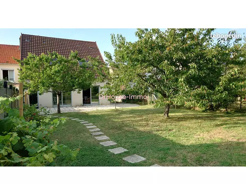 Maison, 126 m²
